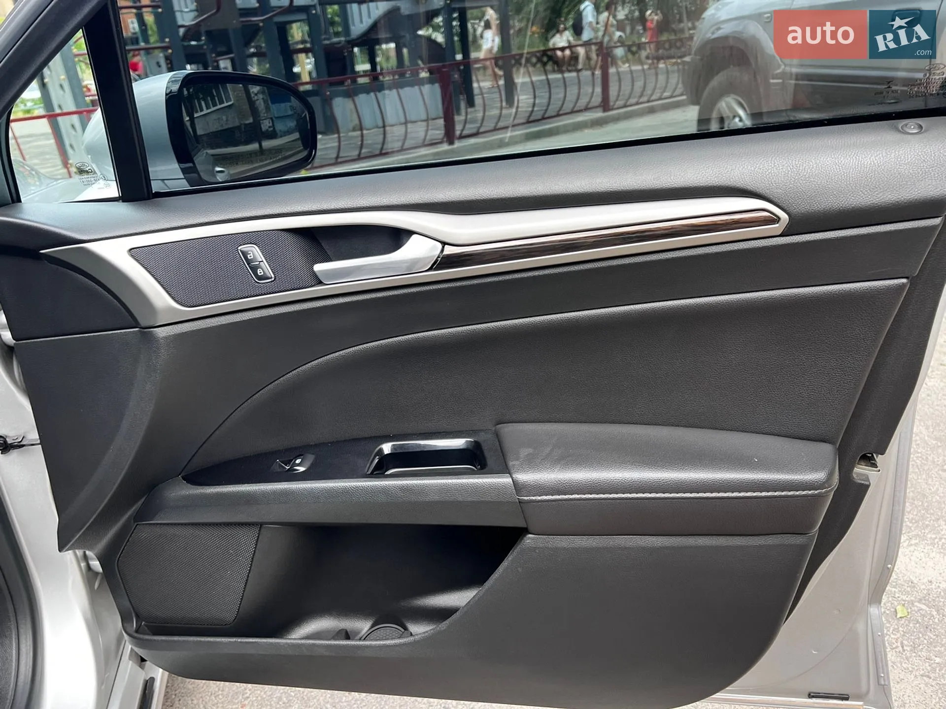 2013 Ford Fusion - мініатюра 33