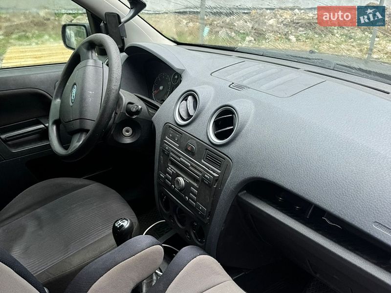 Хэтчбек Ford Fusion 2005 в Луцке