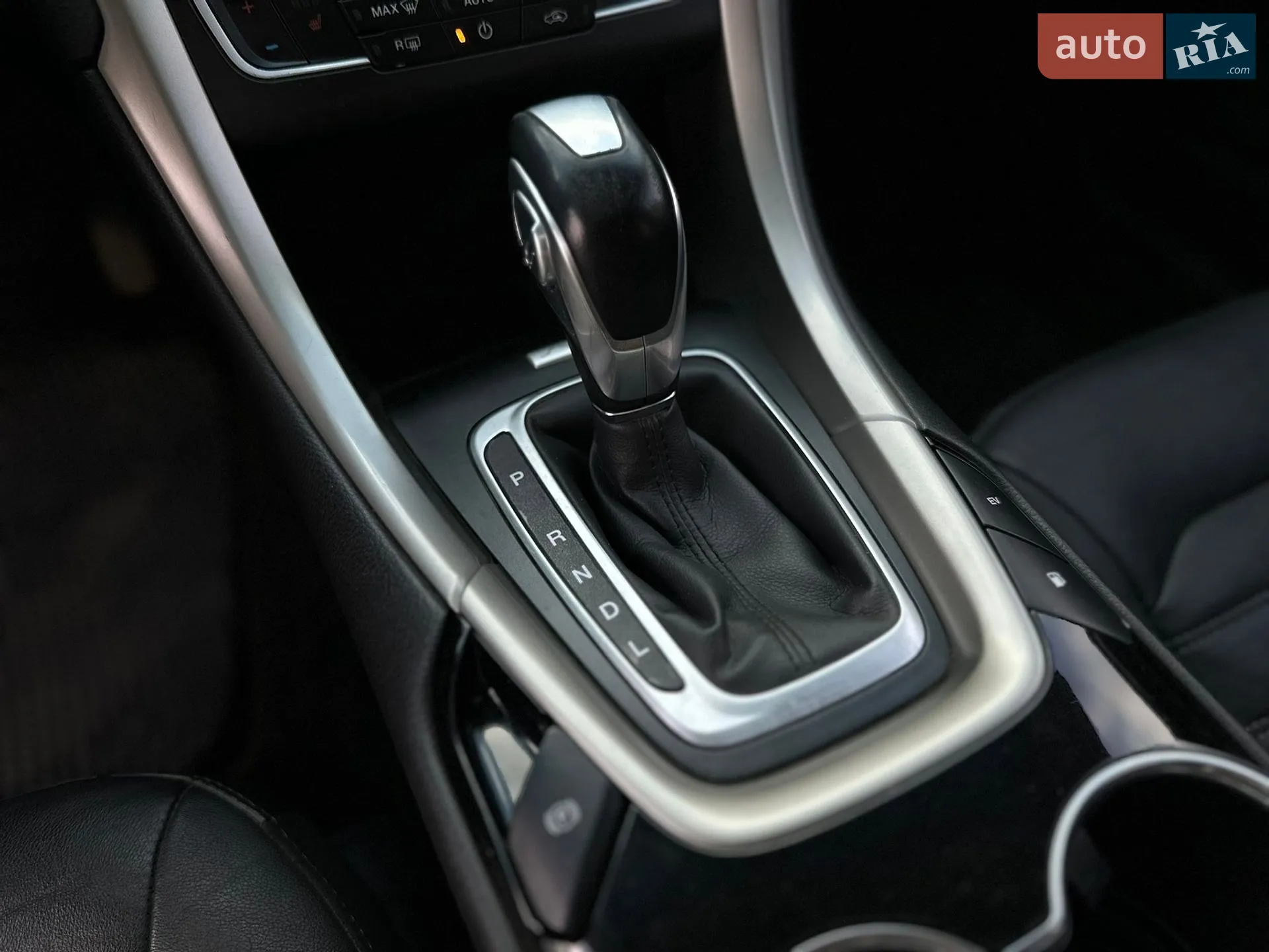 2016 Ford Fusion - мініатюра 38