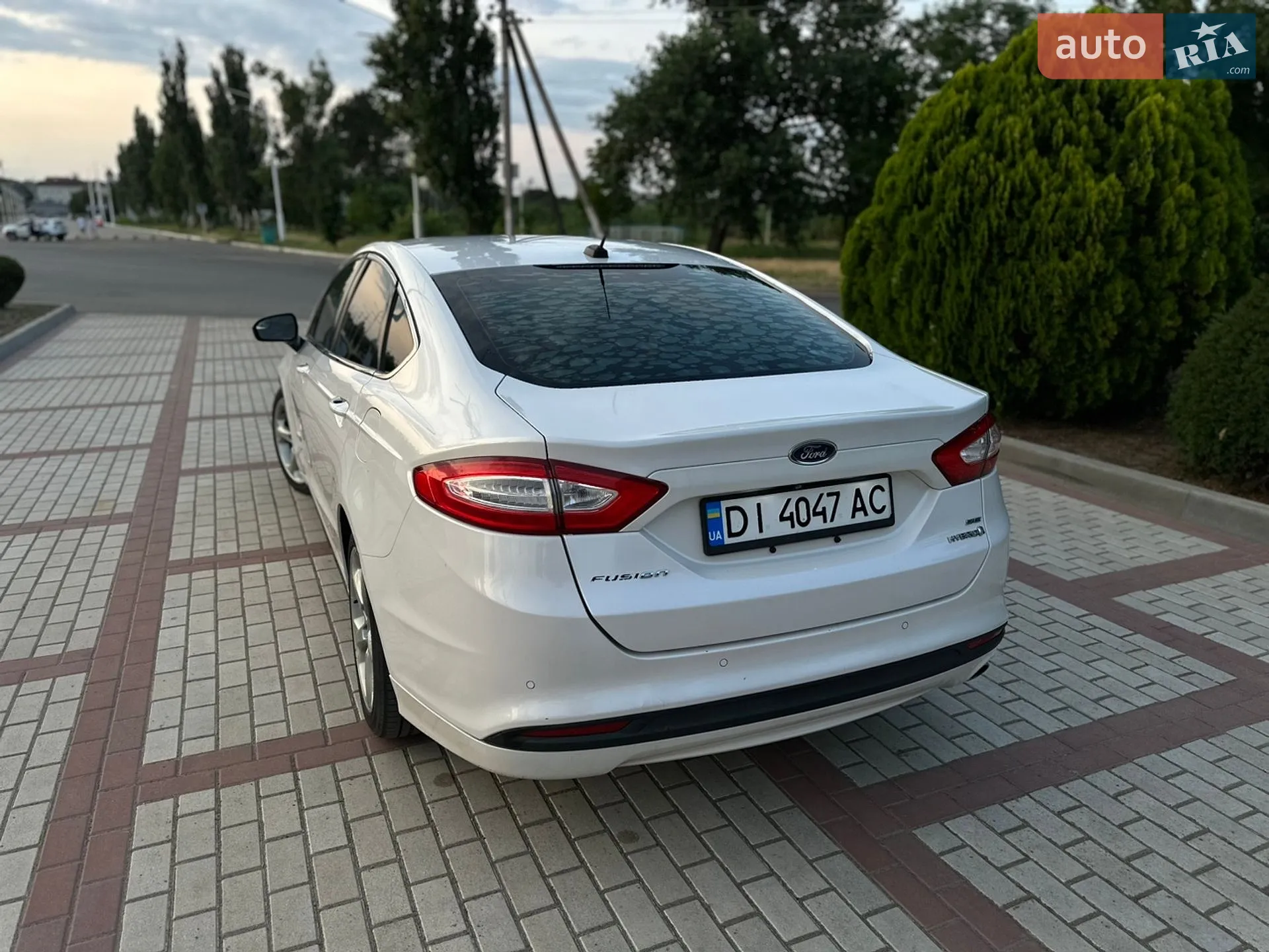 2012 Ford Fusion - мініатюра 11