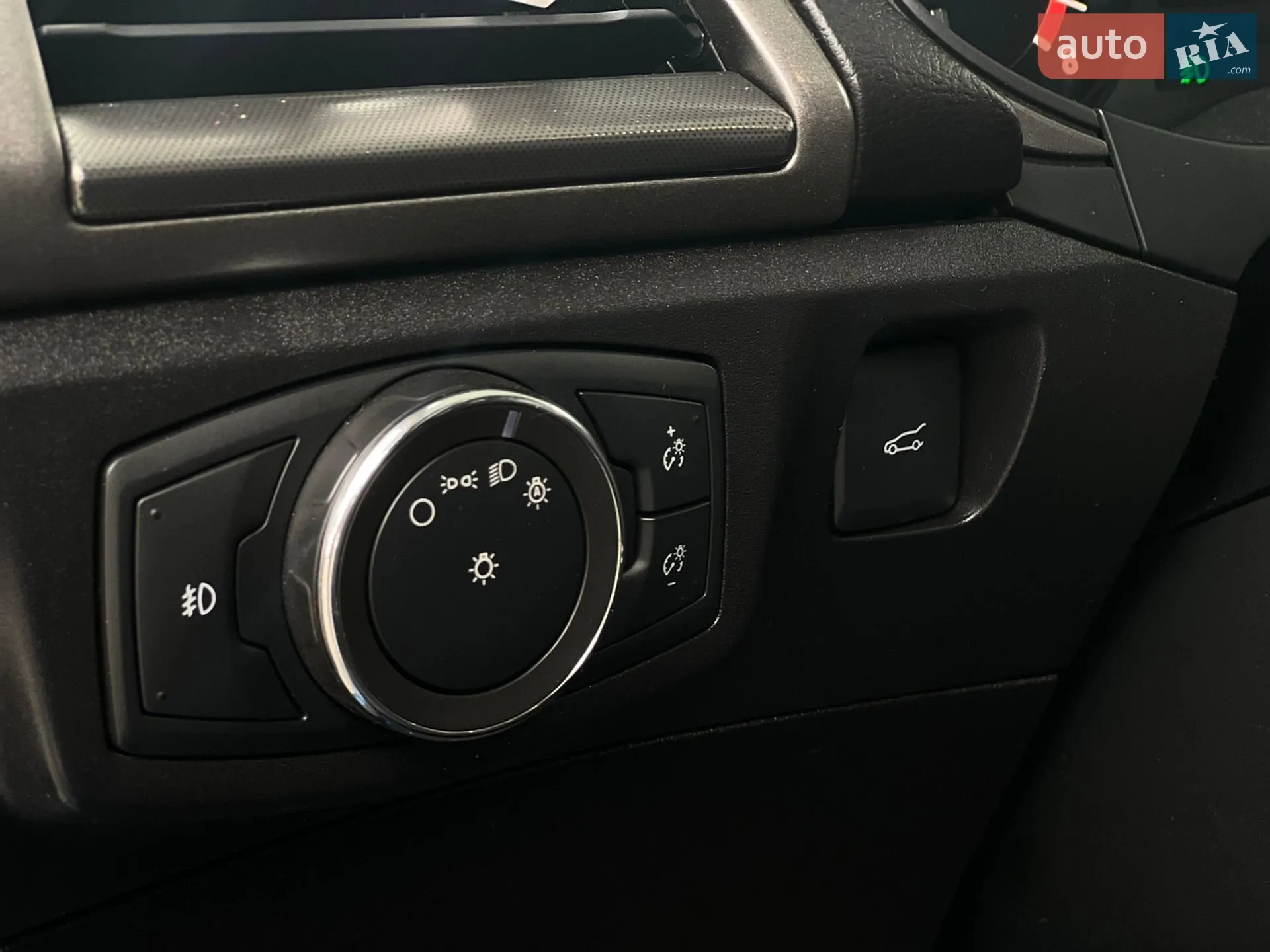 2017 Ford Fusion - мініатюра 18