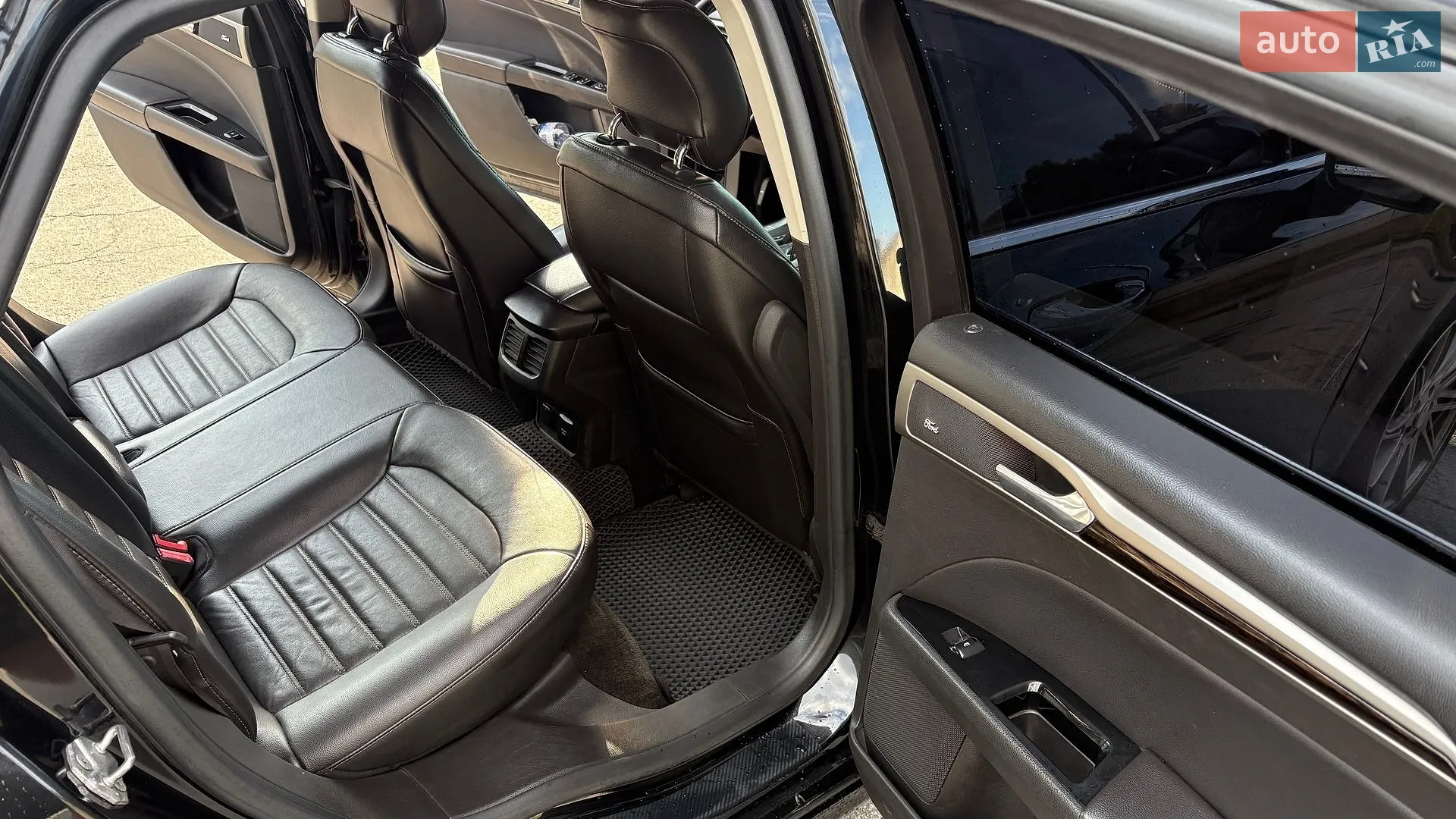 2013 Ford Fusion - мініатюра 18