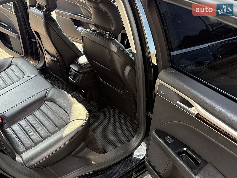 Седан Ford Fusion 2013 в Харкові