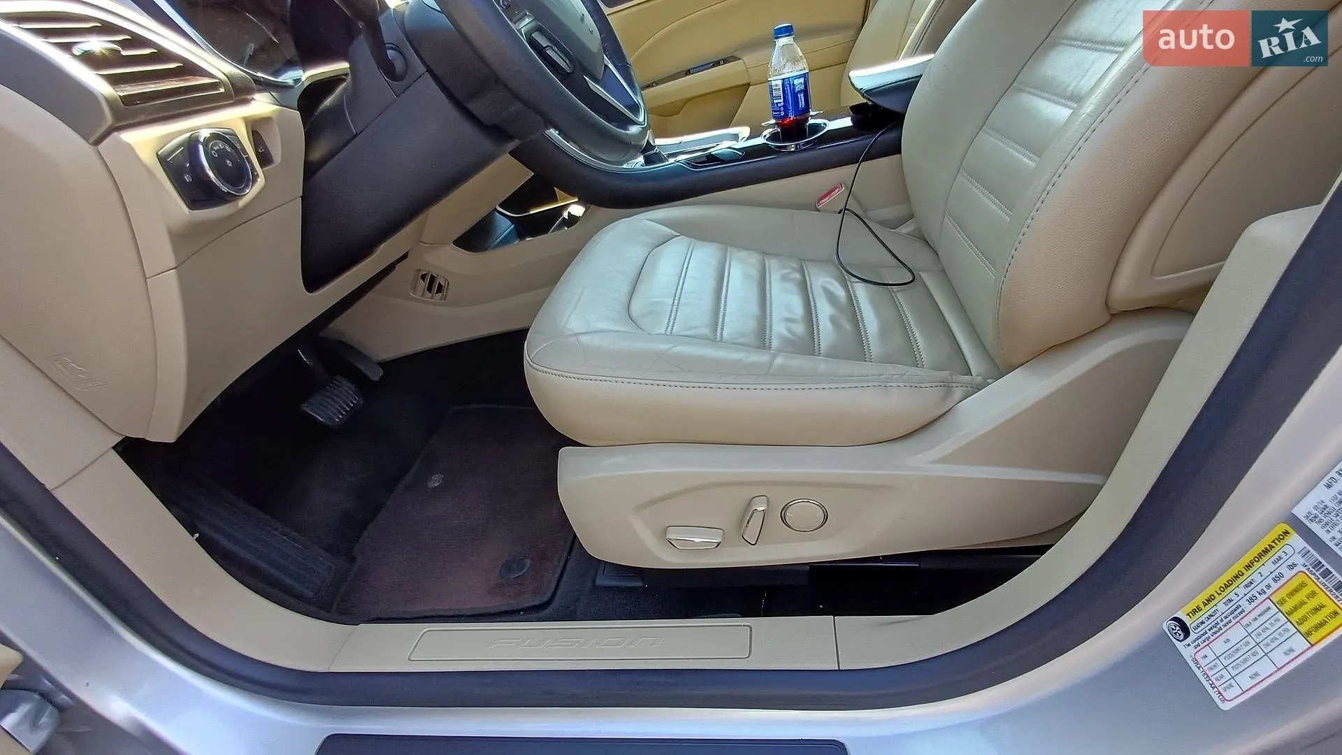 2014 Ford Fusion - мініатюра 25