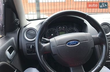 Хэтчбек Ford Fusion 2008 в Черкассах