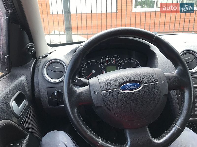 Хэтчбек Ford Fusion 2008 в Черкассах
