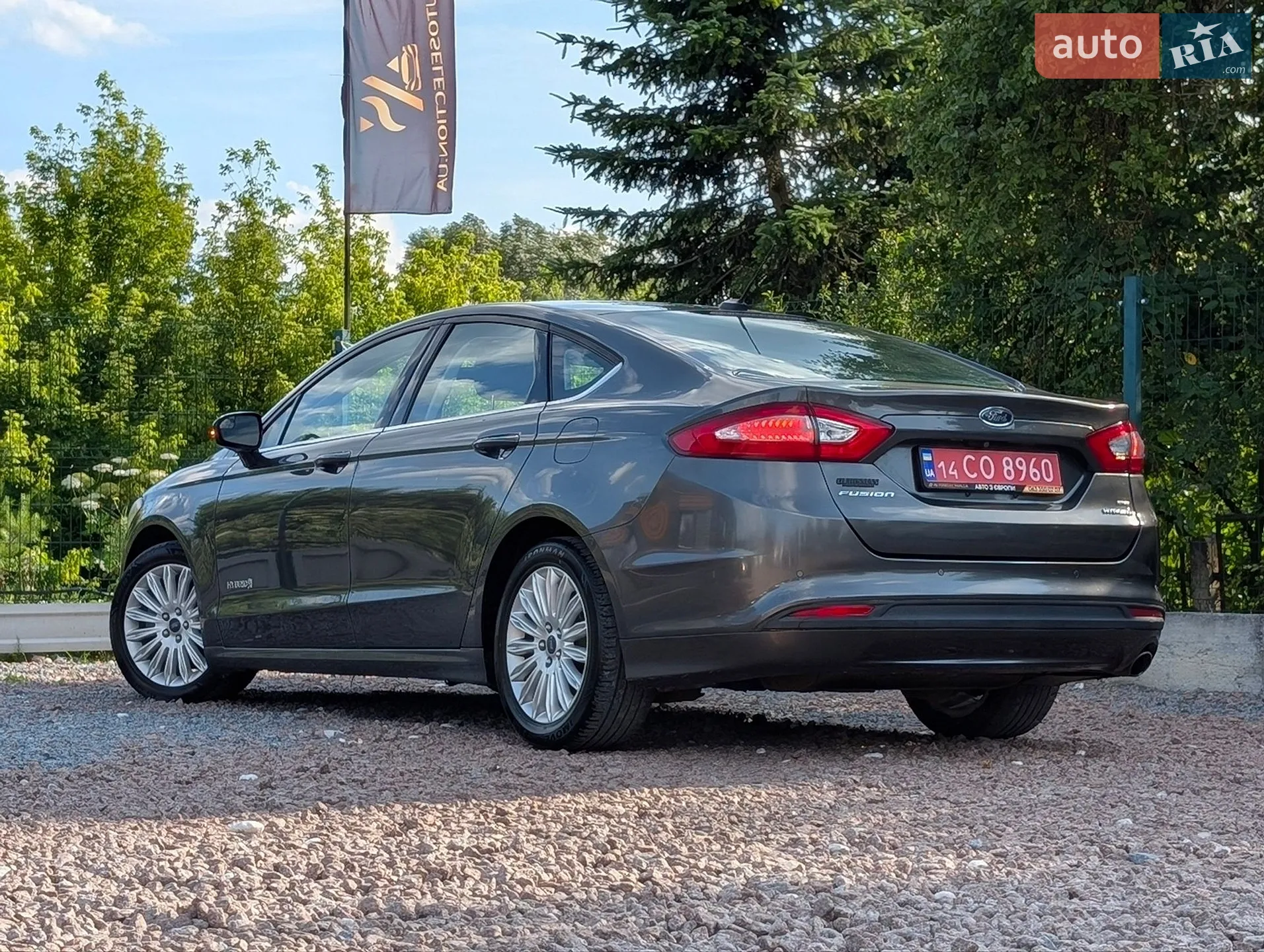 2016 Ford Fusion - мініатюра 19