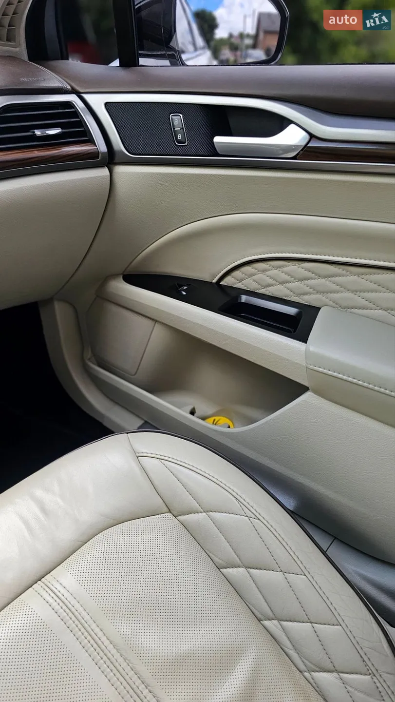 2016 Ford Fusion - мініатюра 21