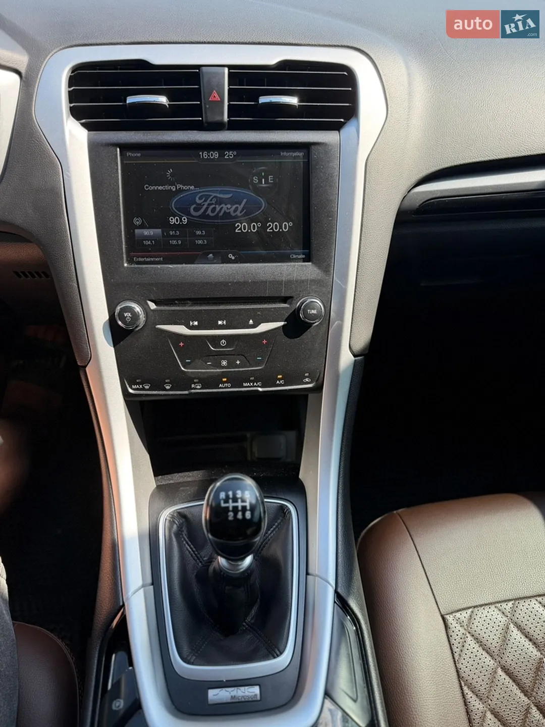 2014 Ford Fusion - мініатюра 21