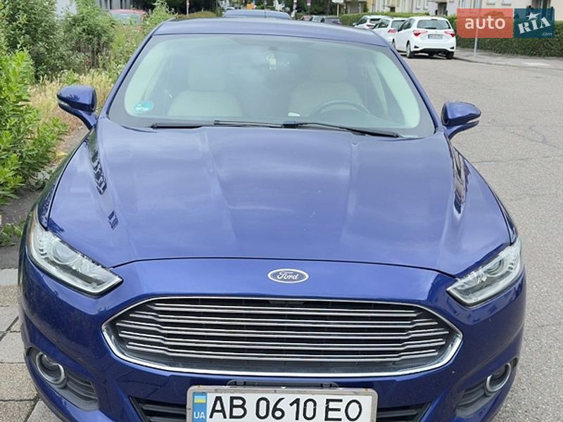 Седан Ford Fusion 2015 в Львове