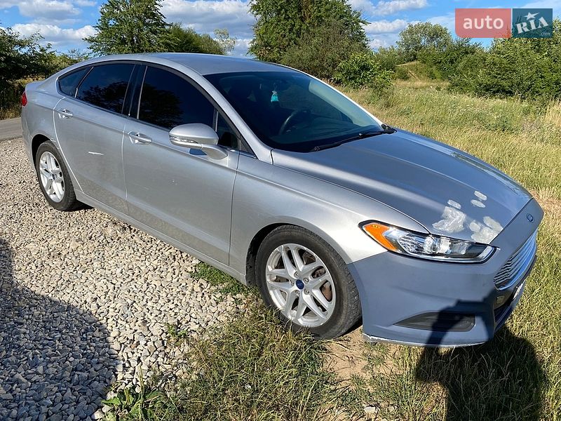 Седан Ford Fusion 2015 в Ивано-Франковске