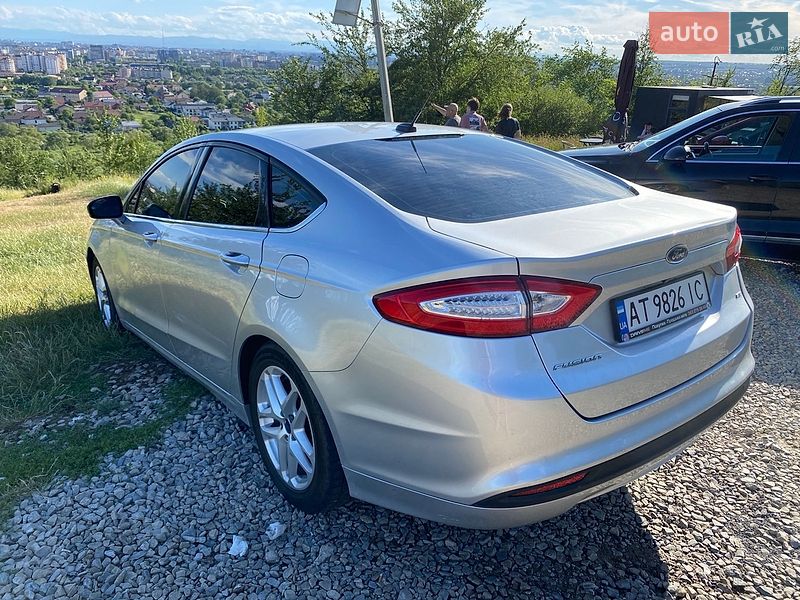 Седан Ford Fusion 2015 в Ивано-Франковске