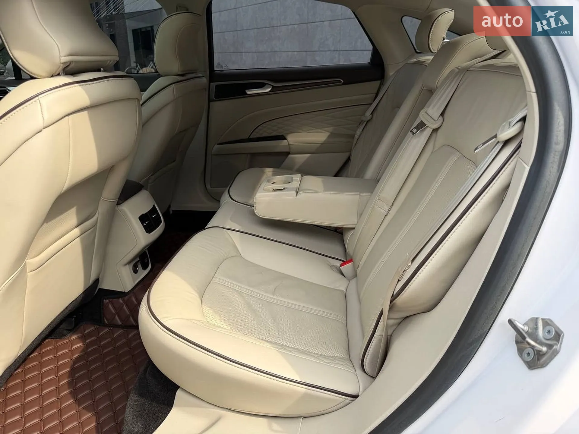 2017 Ford Fusion - мініатюра 23
