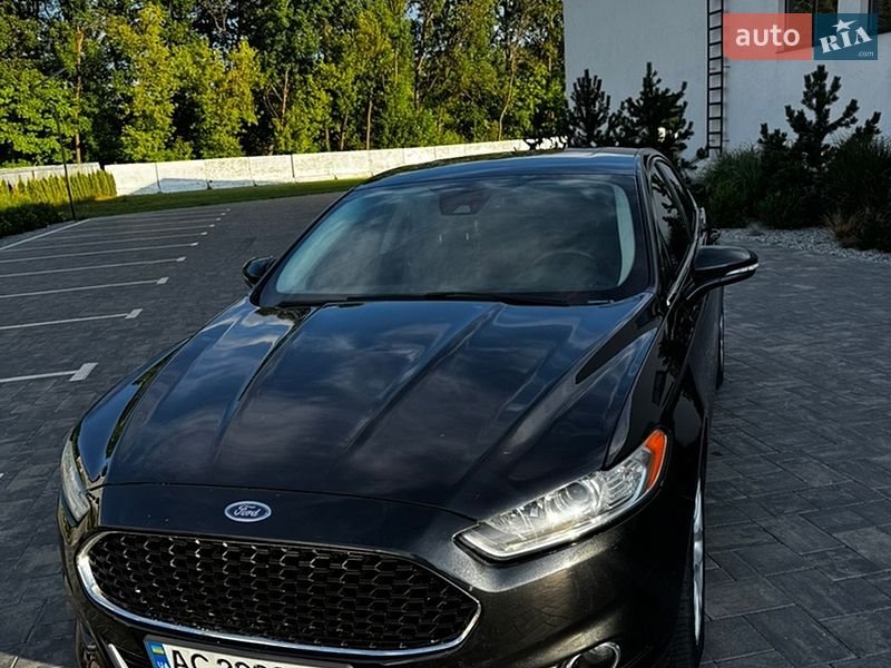 Седан Ford Fusion 2013 в Луцке