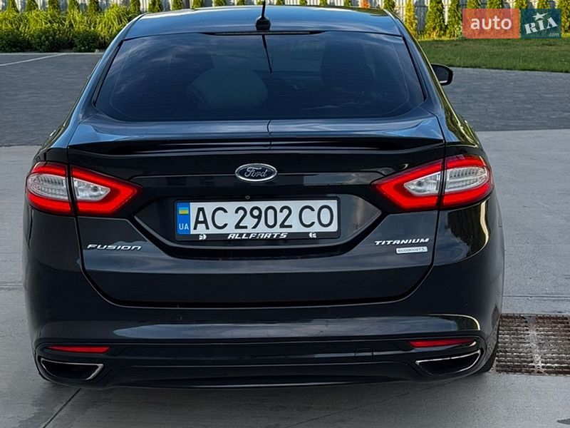Седан Ford Fusion 2013 в Луцке