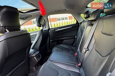 Седан Ford Fusion 2013 в Луцке