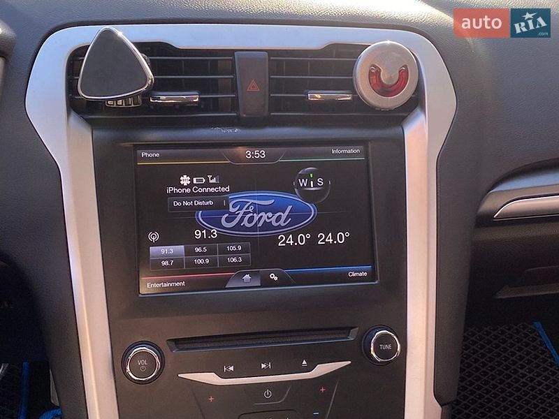 Седан Ford Fusion 2013 в Черновцах
