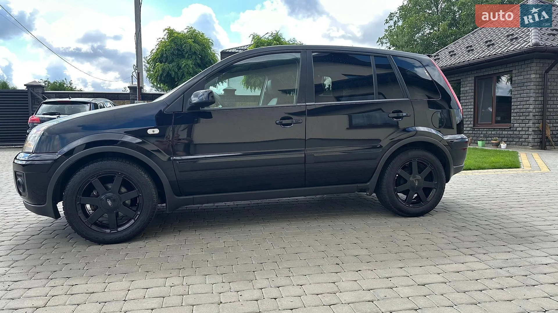 2010 Ford Fusion - мініатюра 7