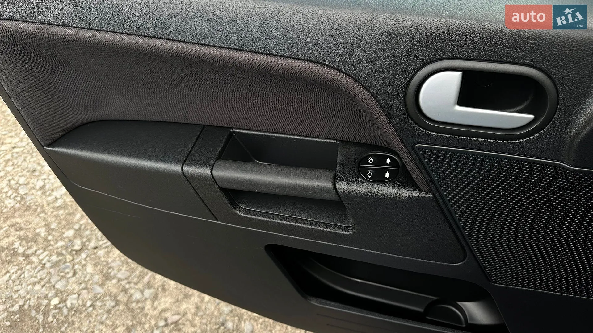 2010 Ford Fusion - мініатюра 21