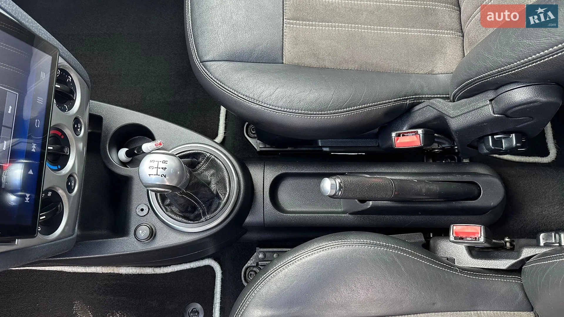2010 Ford Fusion - мініатюра 20