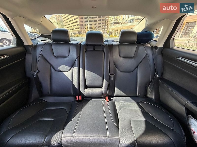 Седан Ford Fusion 2016 в Киеве фото 13 Седан Ford Fusion 2016 в Киеве
