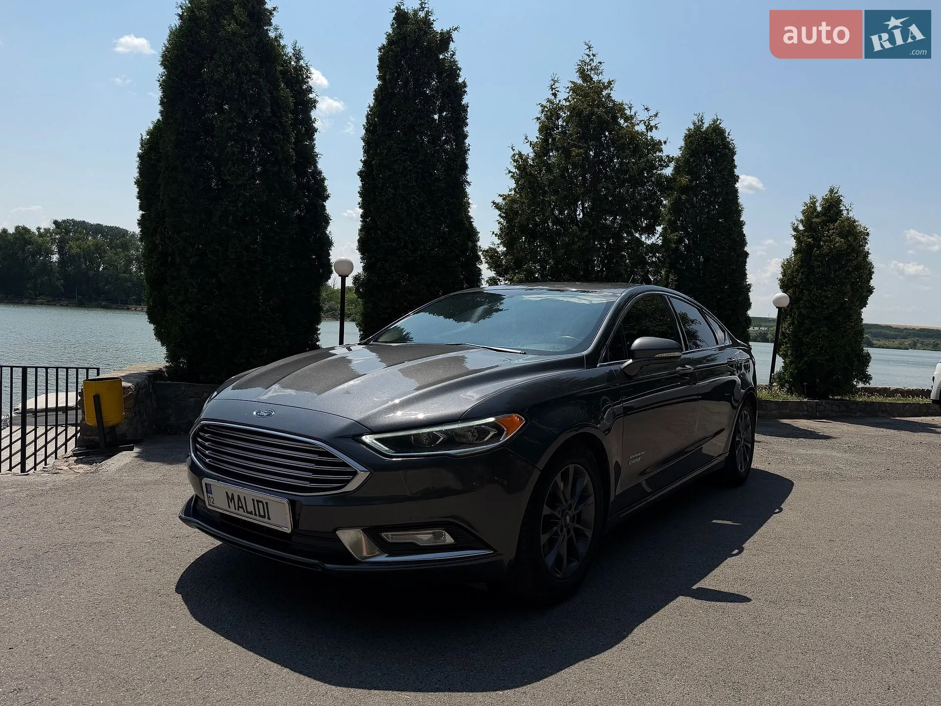 2016 Ford Fusion - мініатюра 2