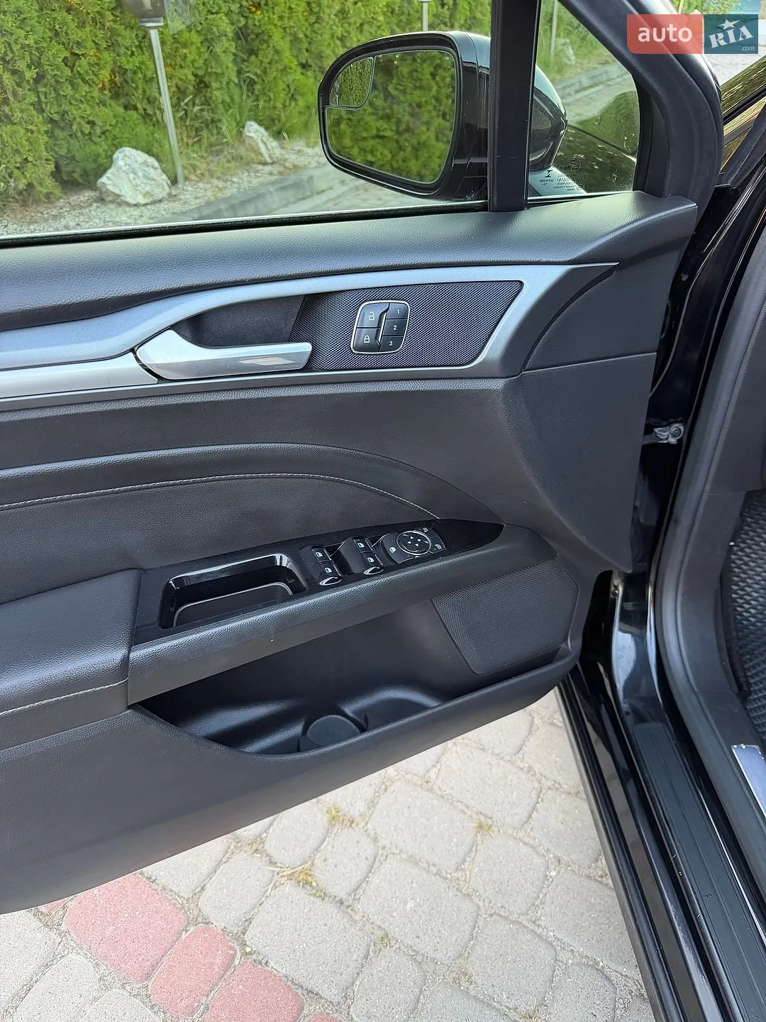 2016 Ford Fusion - мініатюра 16