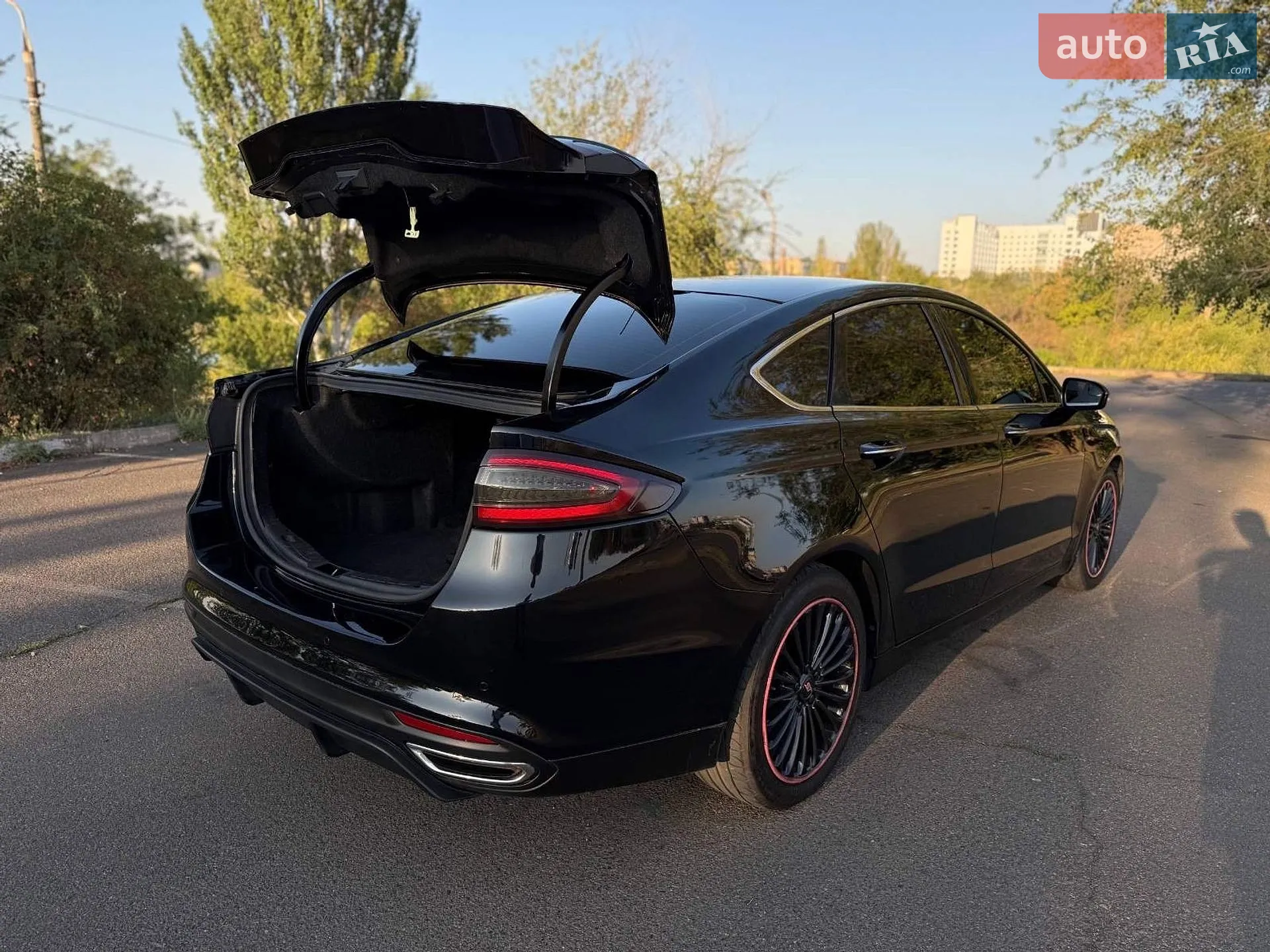 2016 Ford Fusion - мініатюра 12