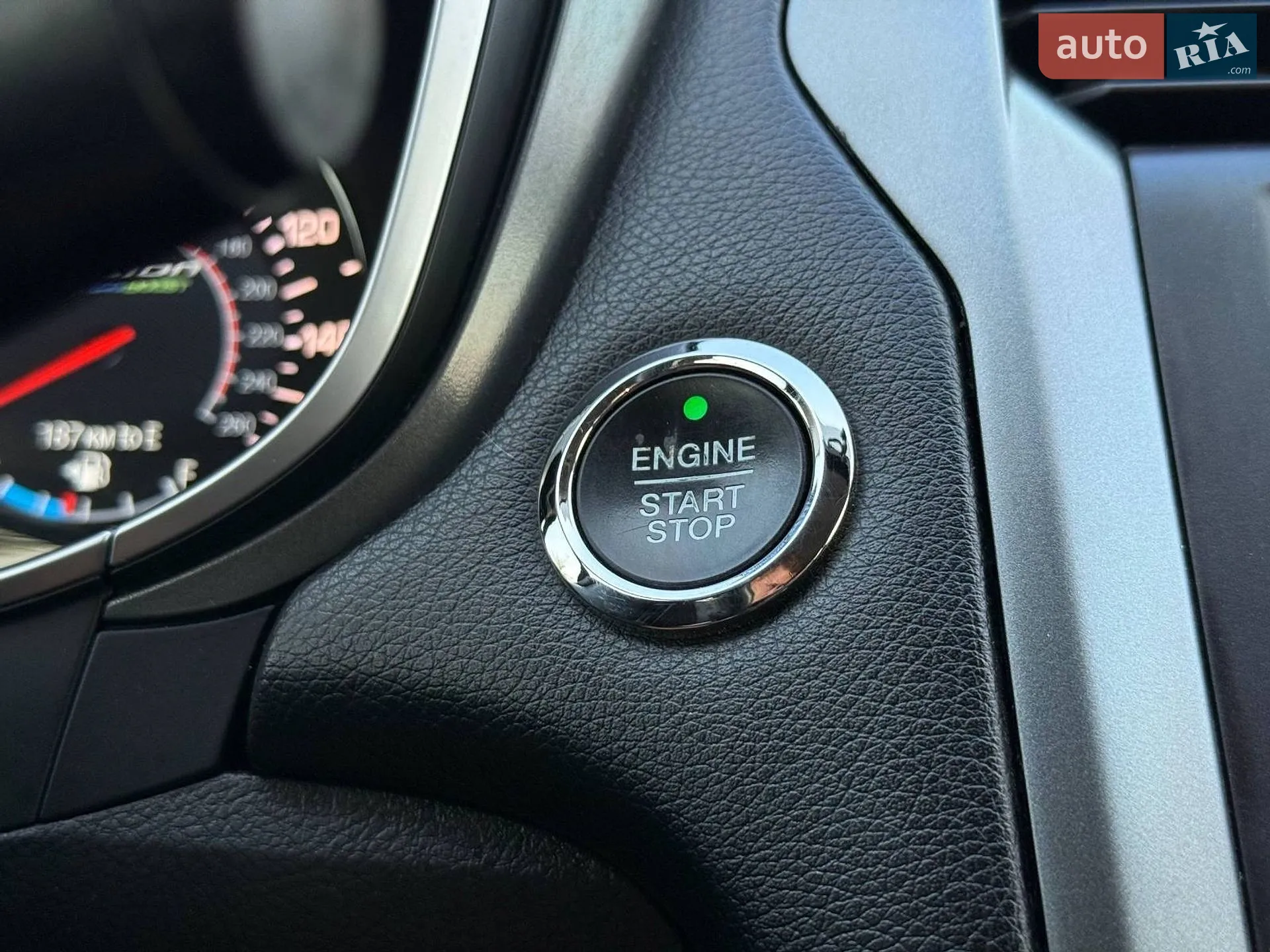 2016 Ford Fusion - мініатюра 19