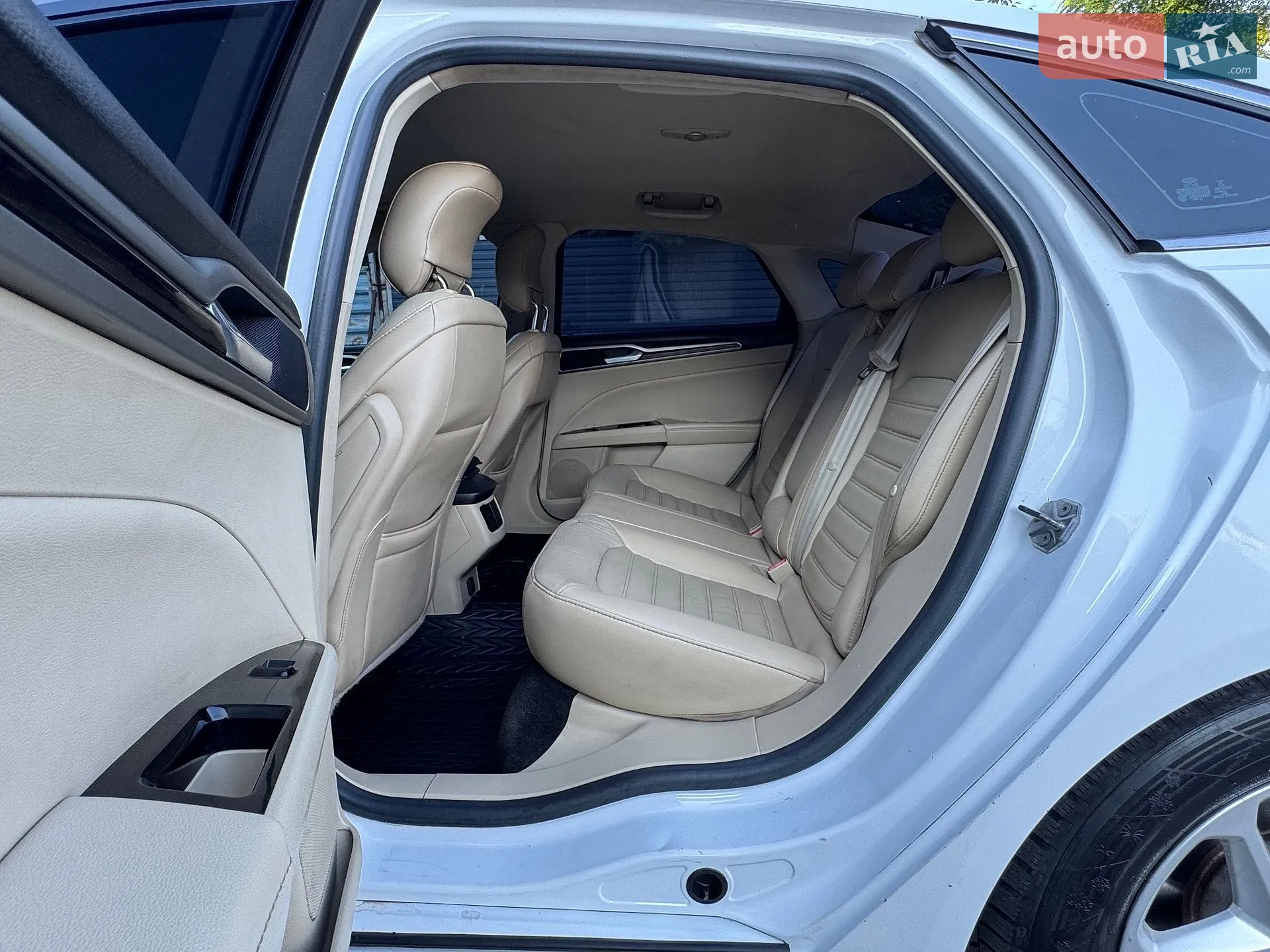 2013 Ford Fusion - мініатюра 35