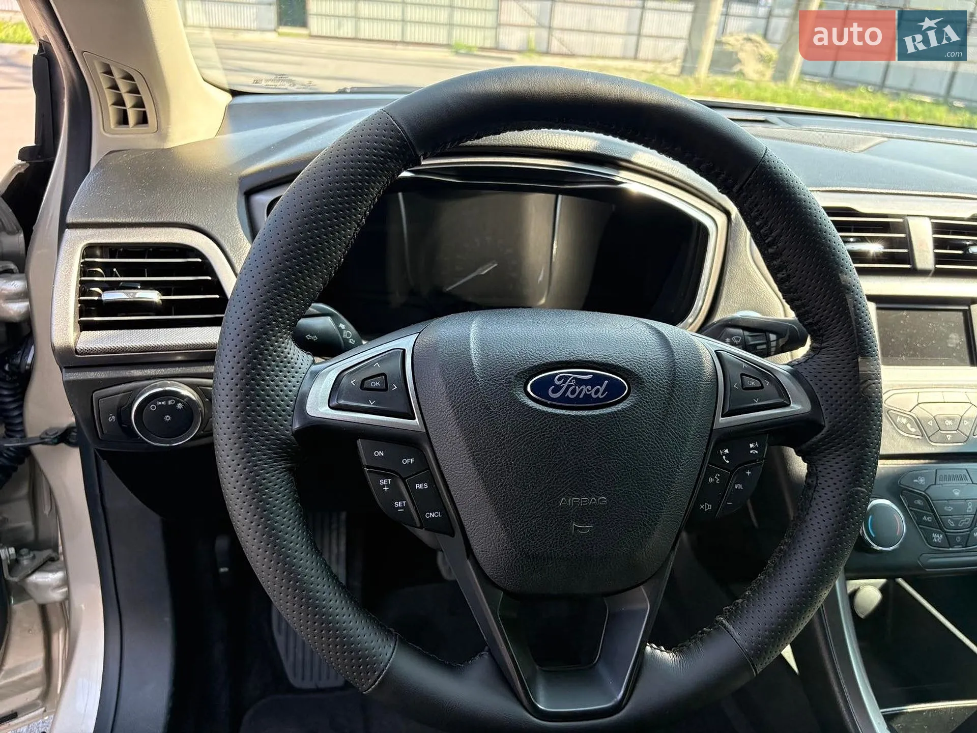 2017 Ford Fusion - мініатюра 17