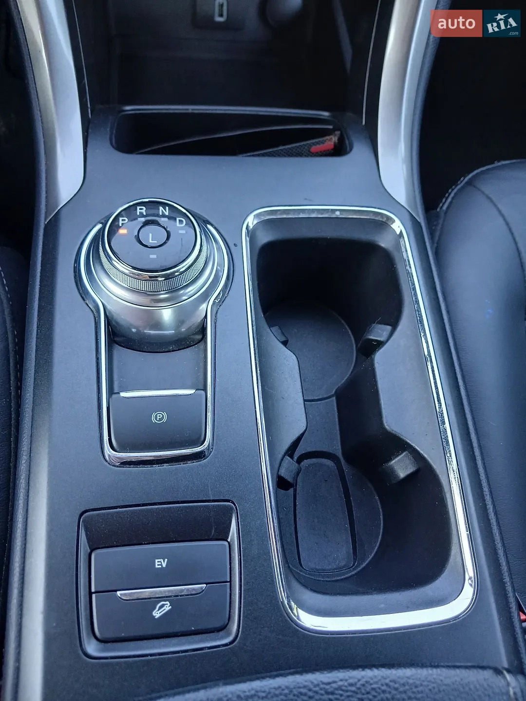 2016 Ford Fusion - мініатюра 20