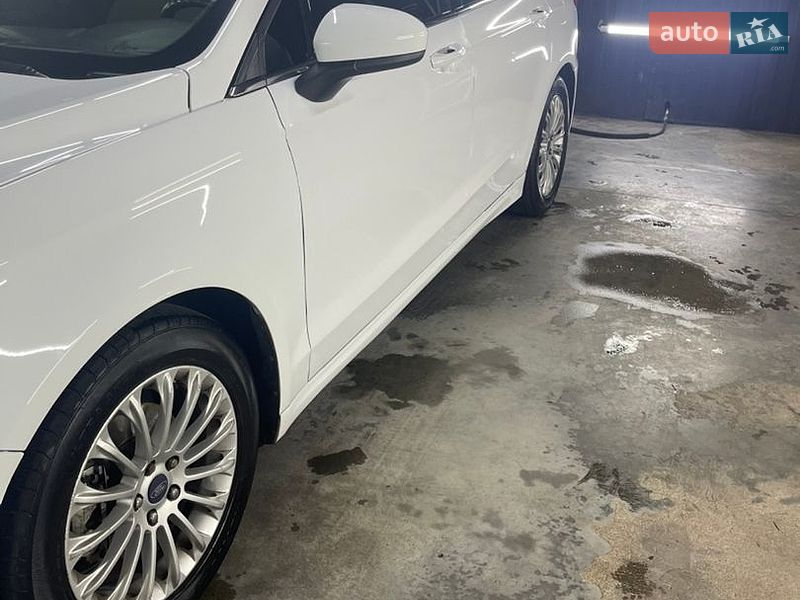 Седан Ford Fusion 2019 в Киеве