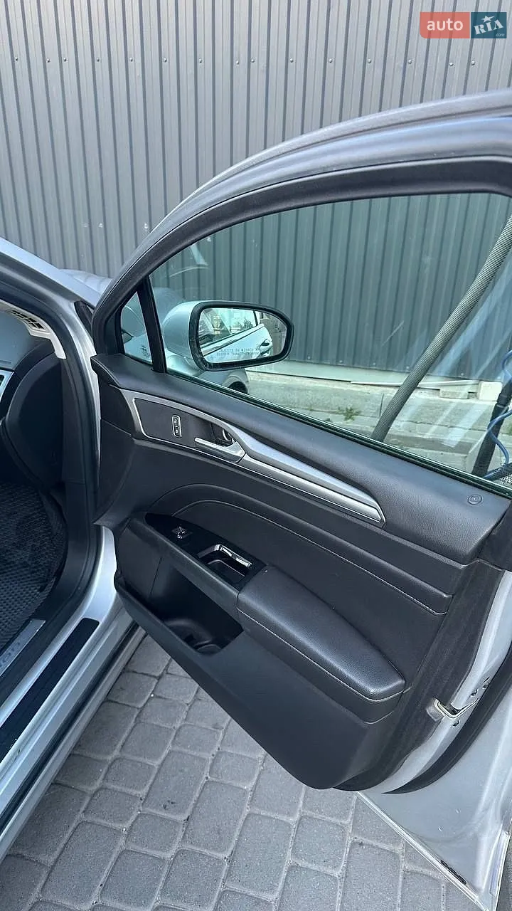 2013 Ford Fusion - мініатюра 17
