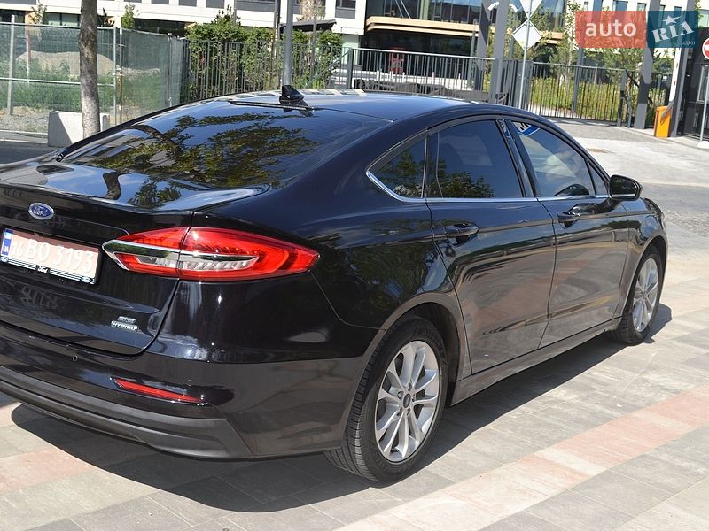 Седан Ford Fusion 2020 в Киеве