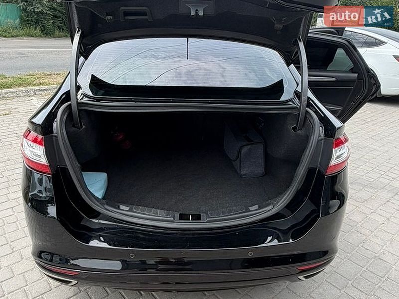 Седан Ford Fusion 2015 в Днепре