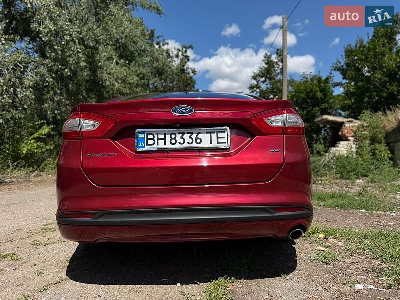 Седан Ford Fusion 2014 в Подільську