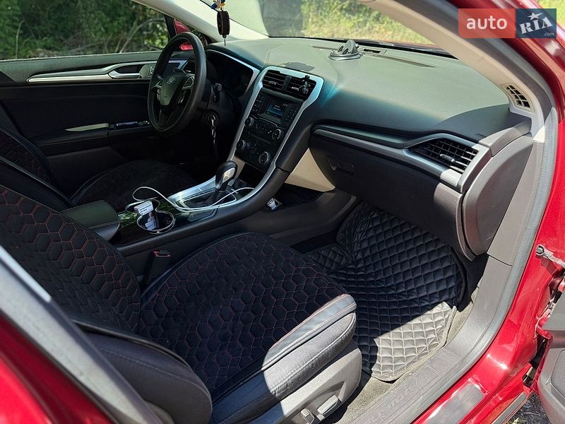 Седан Ford Fusion 2014 в Подільську