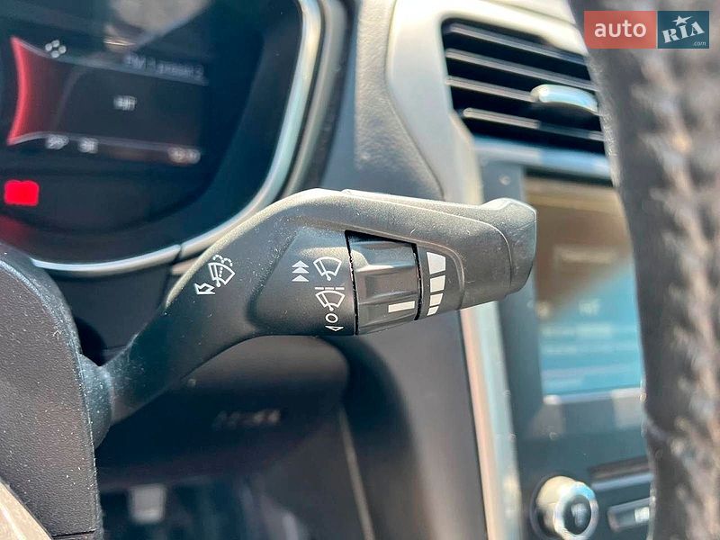 Седан Ford Fusion 2015 в Львове