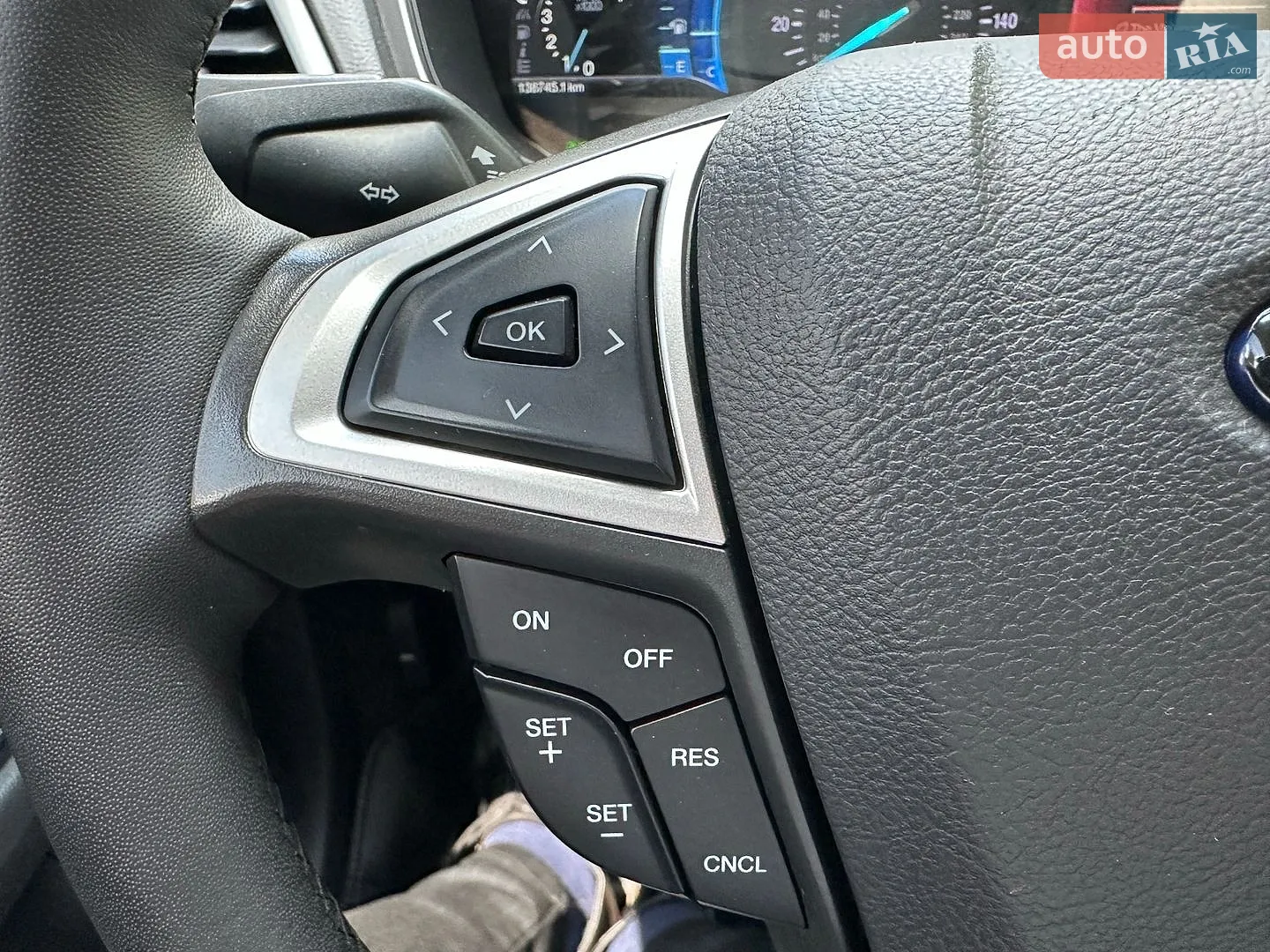 2016 Ford Fusion - мініатюра 25