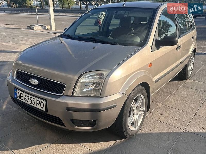 Ford Fusion 2004