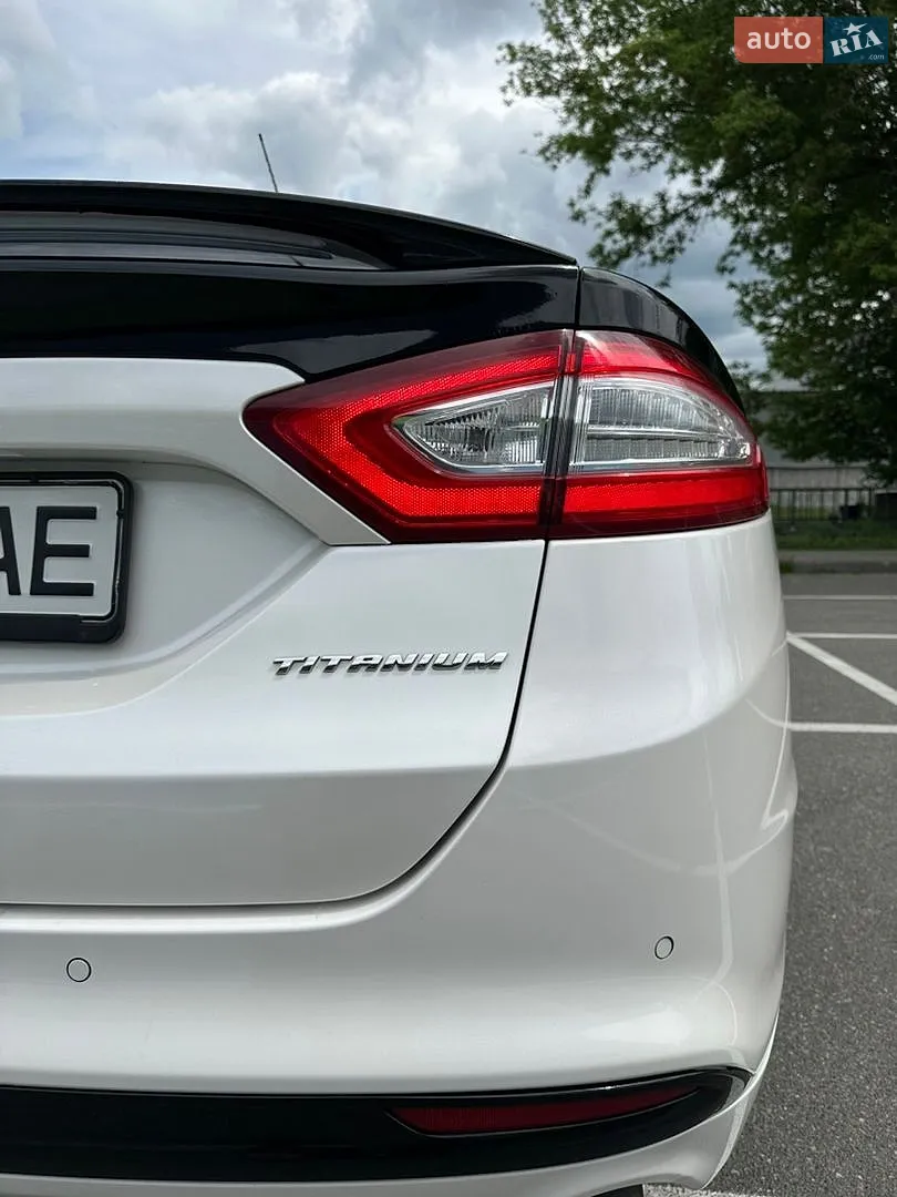 2016 Ford Fusion - мініатюра 25