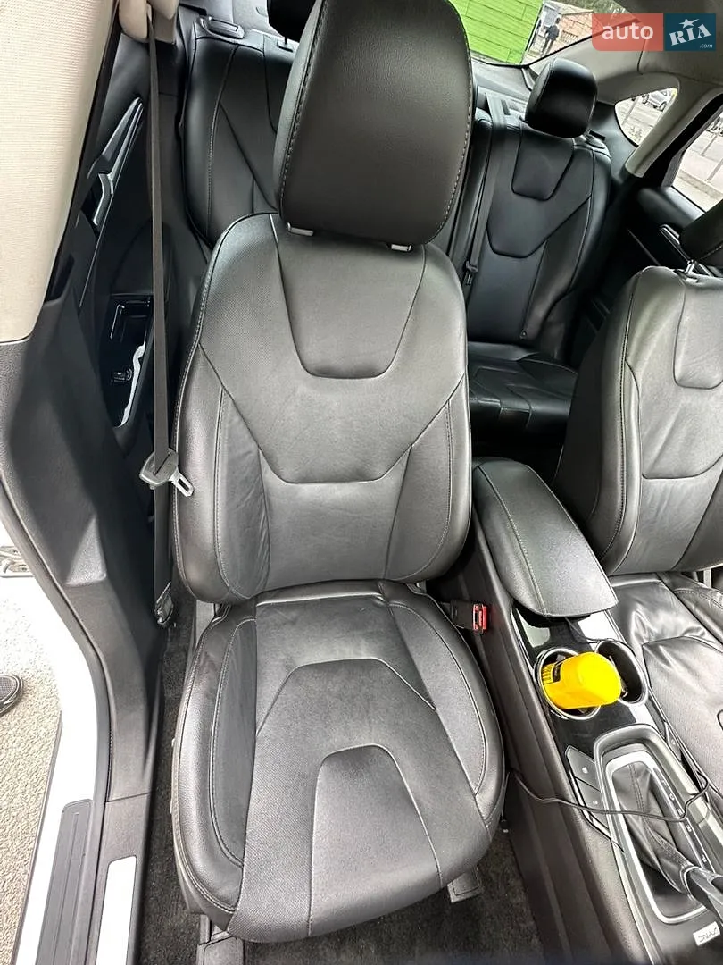 2016 Ford Fusion - мініатюра 32