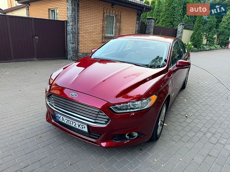Седан Ford Fusion 2014 в Киеве