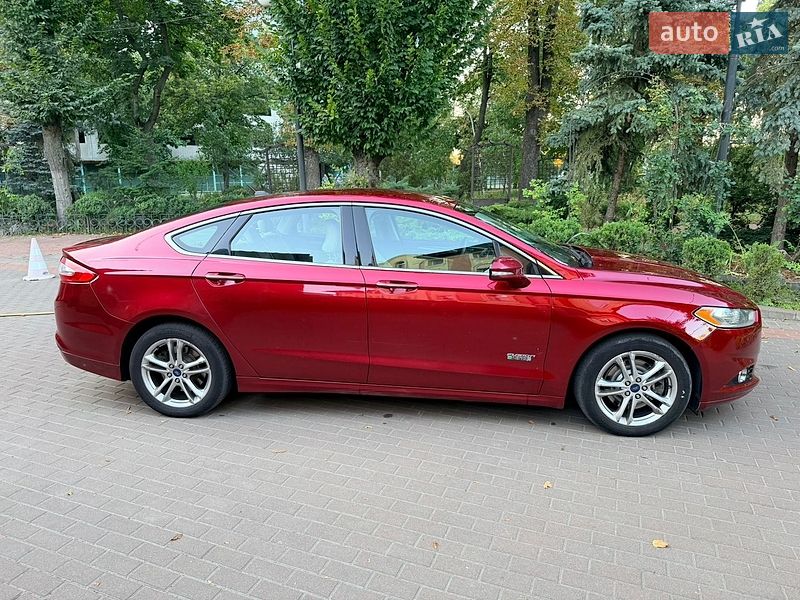 Седан Ford Fusion 2014 в Киеве