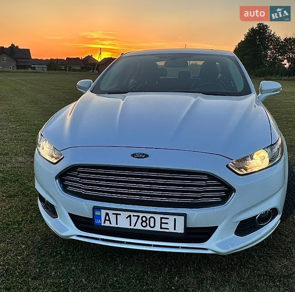 Седан Ford Fusion 2013 в Ивано-Франковске