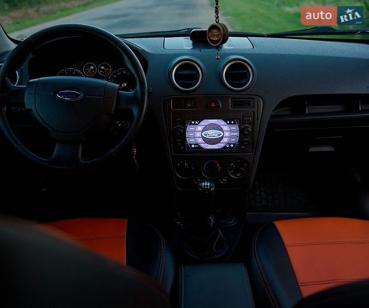 Хетчбек Ford Fusion 2008 в Бережанах
