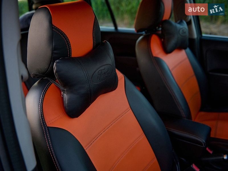 Хетчбек Ford Fusion 2008 в Бережанах