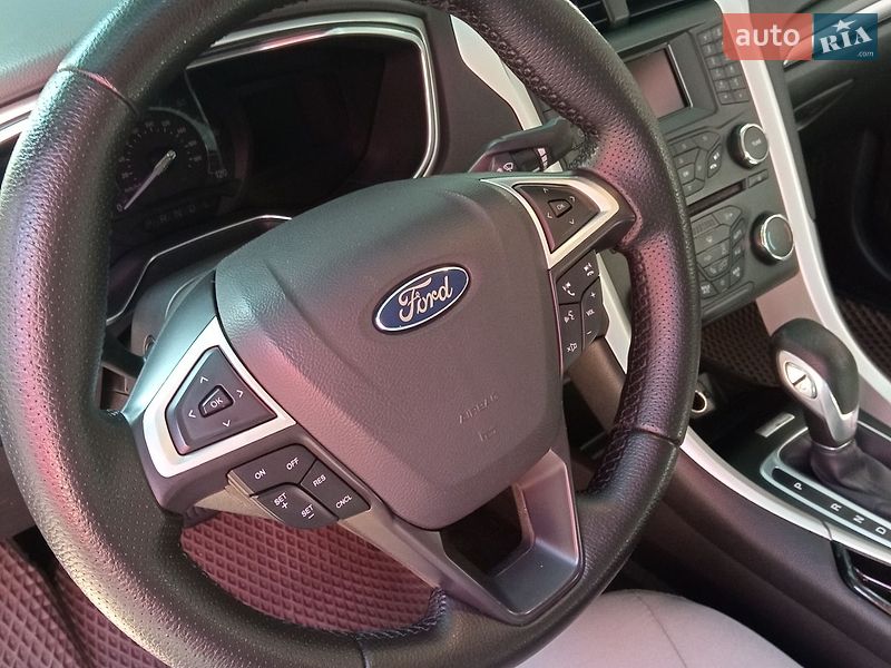 Седан Ford Fusion 2014 в Яворове