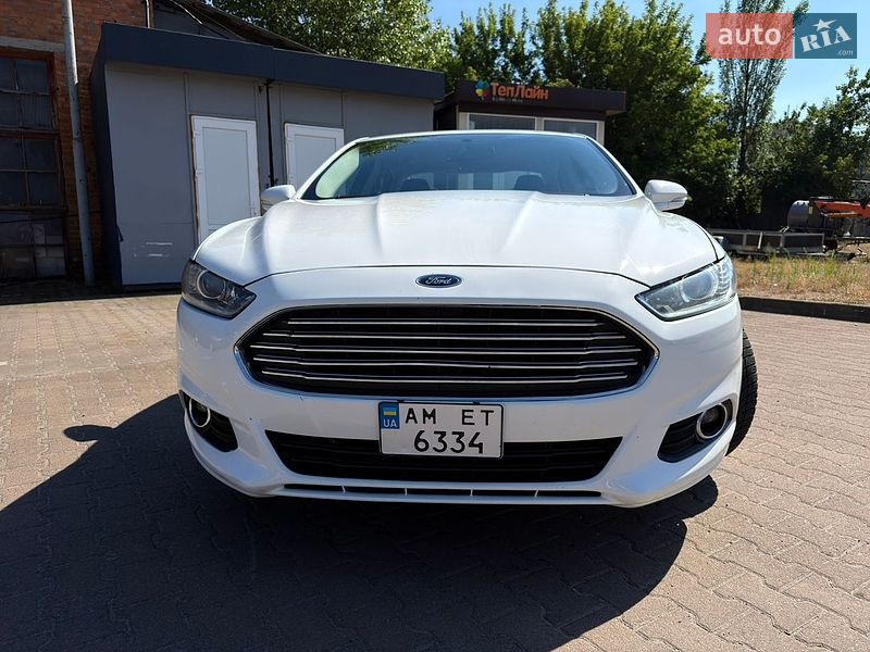 Седан Ford Fusion 2014 в Житомире